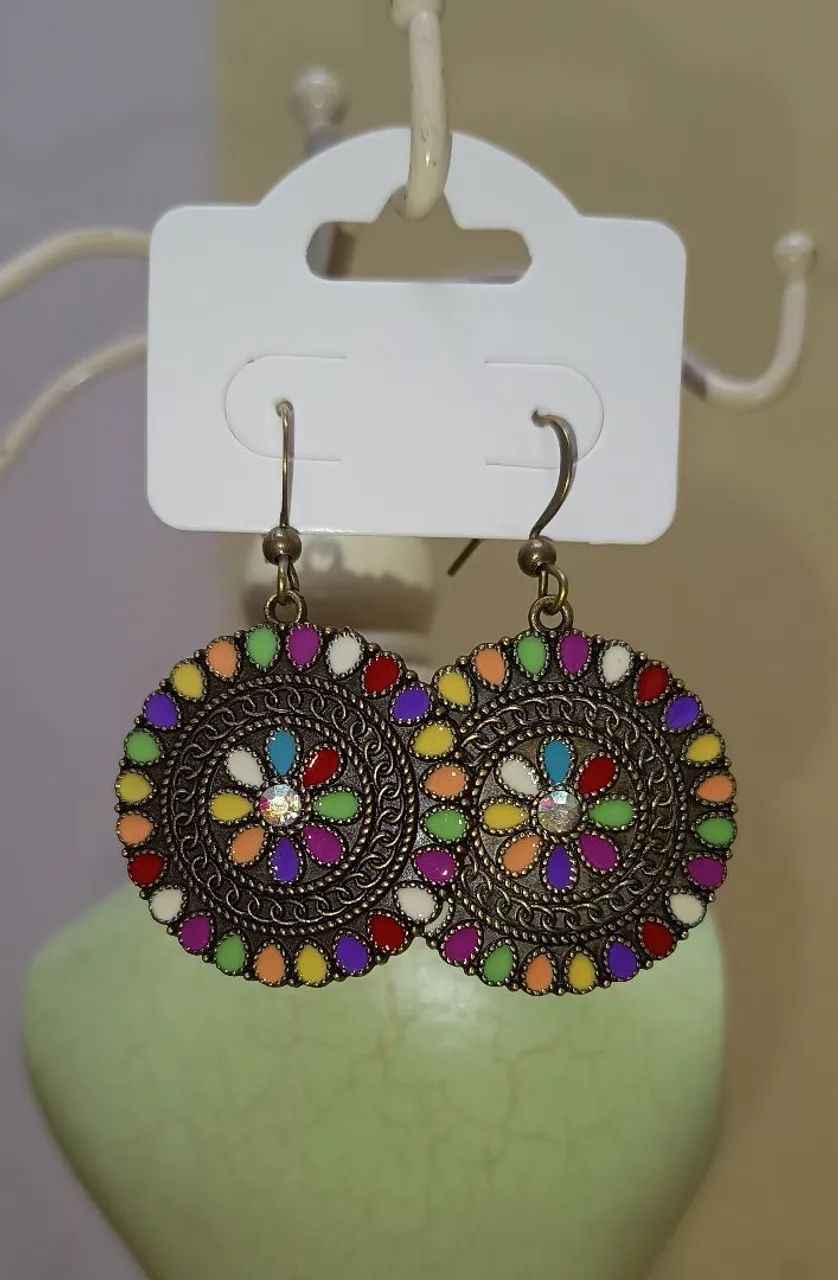 Lindo par de brincos vintage importado 
