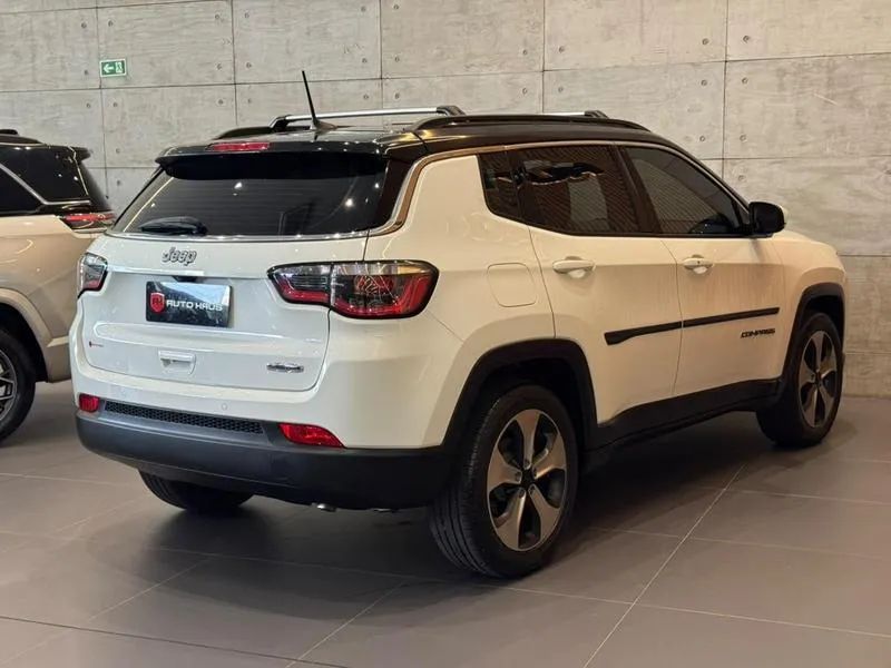 Jeep Compass Longitude 2.0 4X2 Flex 16V Aut. 2017 - Foto 4