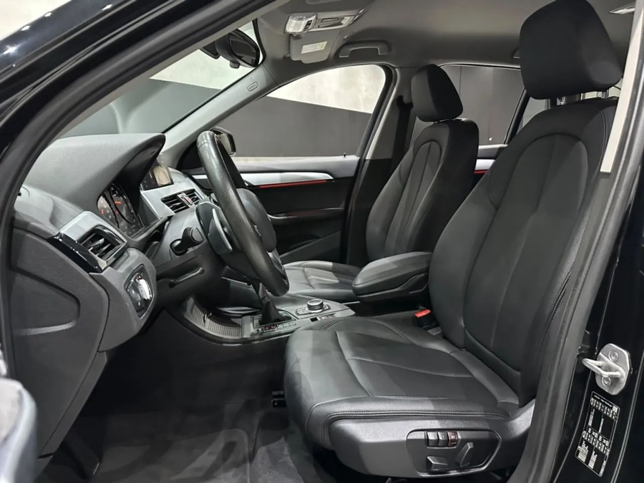 BMW X1 SDRIVE 20i X-Line 2.0 TB Aut., foto 5 de 20