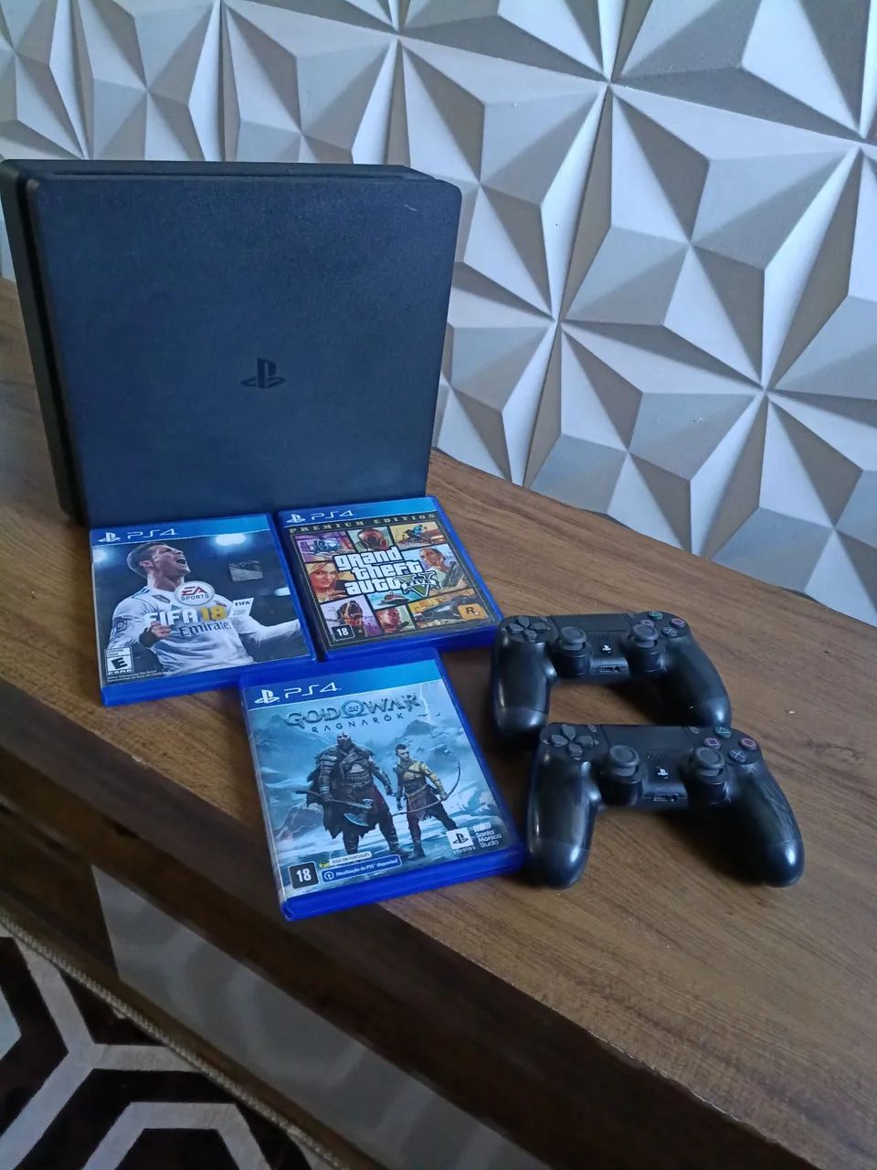 Playstation 4 em Ótimo estado - Foto 2