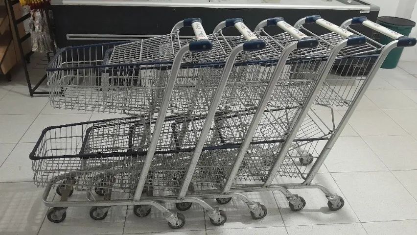 Carrinhos de supermercado 