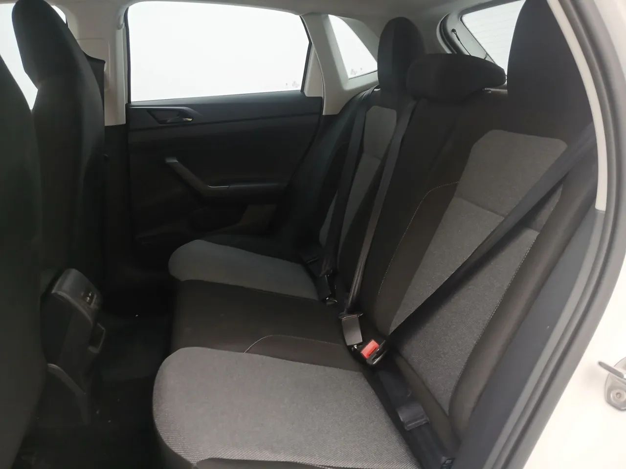Volkswagen Polo Comfortline TSI 1.0 Flex 12V Aut., foto 17 de 18