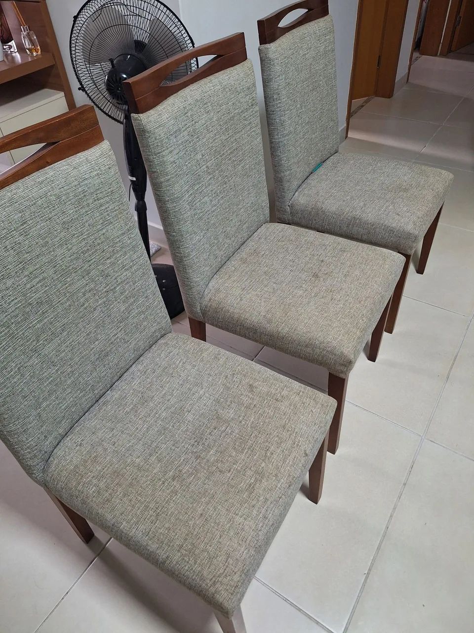 Mesa com 6 cadeiras - Foto 4