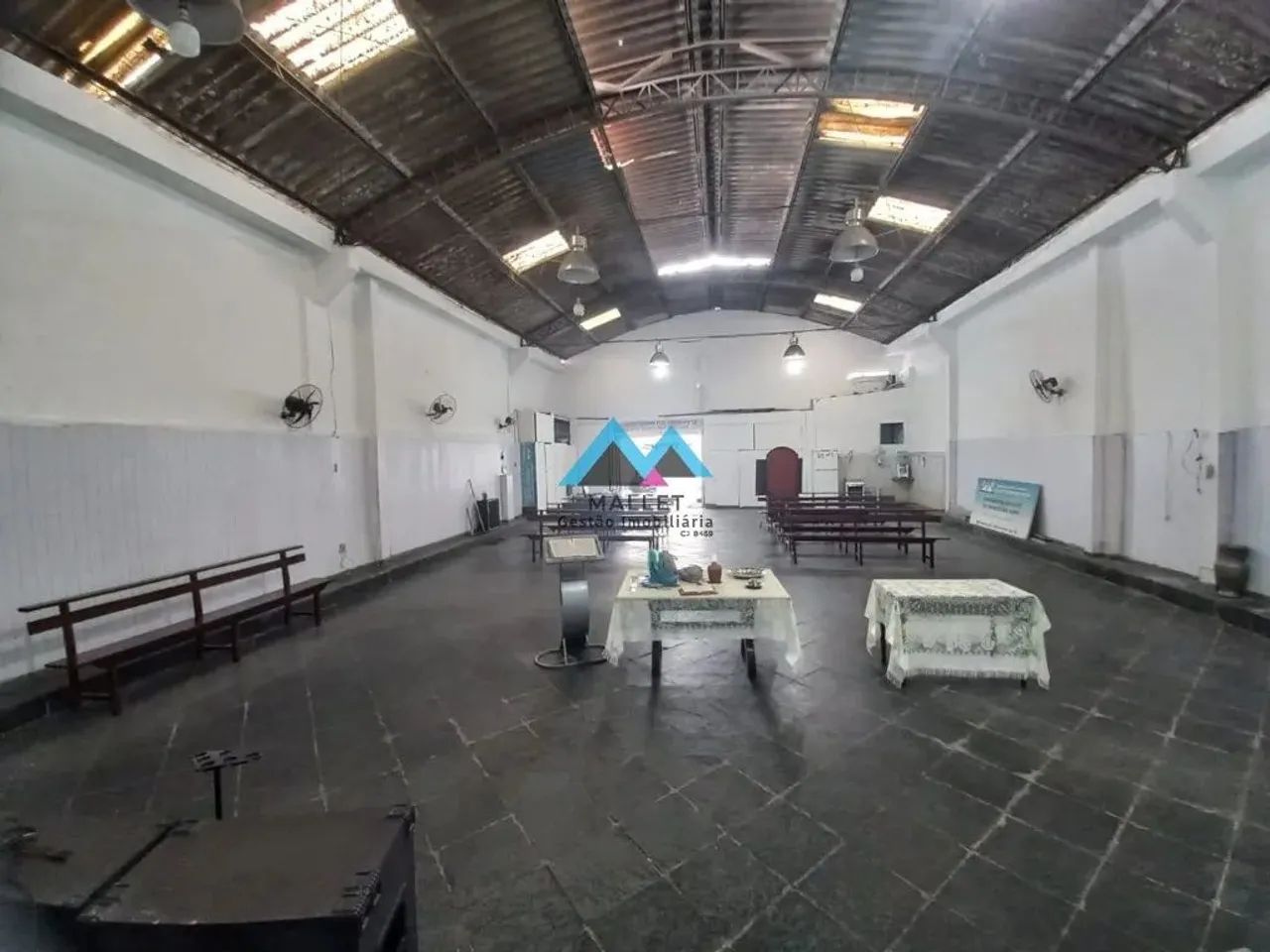 Galpão de 205 m², com 2 vagas de garagem, à venda em Bonsucesso. - Foto 4