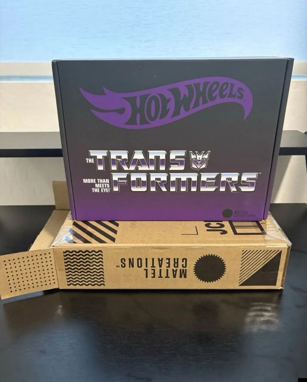 Hot Wheels × Transformers Nemesis Prime (Exclusivo da Mattel