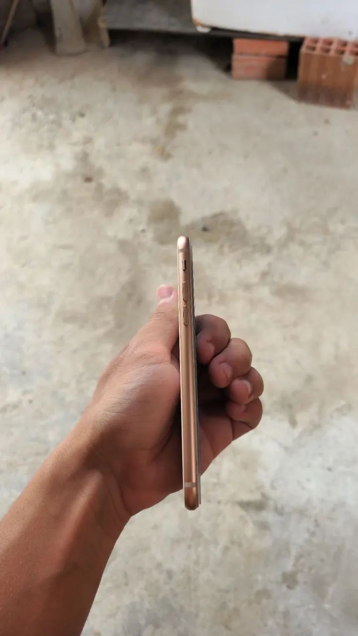 Celular iPhone 8 64 GB - Foto 5