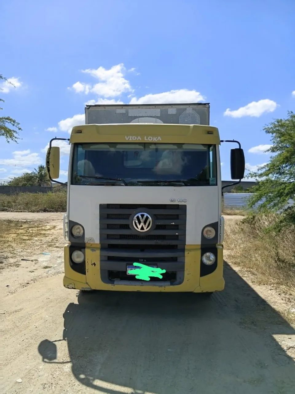 Vw 15180 trucado com baú  - Foto 4