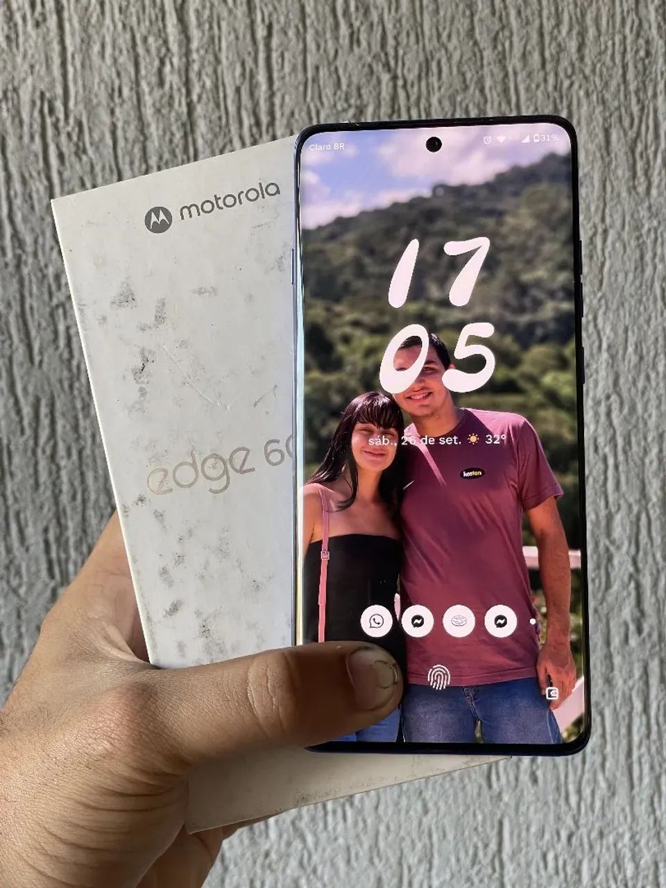 Moto Edge 60 Pro 256GB - Foto 2