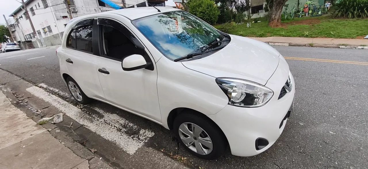 Nissan March 1.0 16V FLEX FUEL 5P 2015