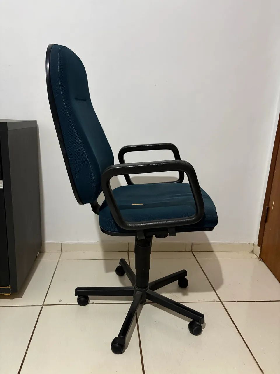 Cadeira de escritório - Foto 2