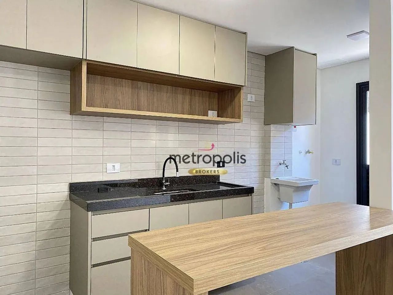 Apartamento Garden com 2 dormitórios para alugar, 68 m² por R$ 3.373,72/mês - Campestre - 