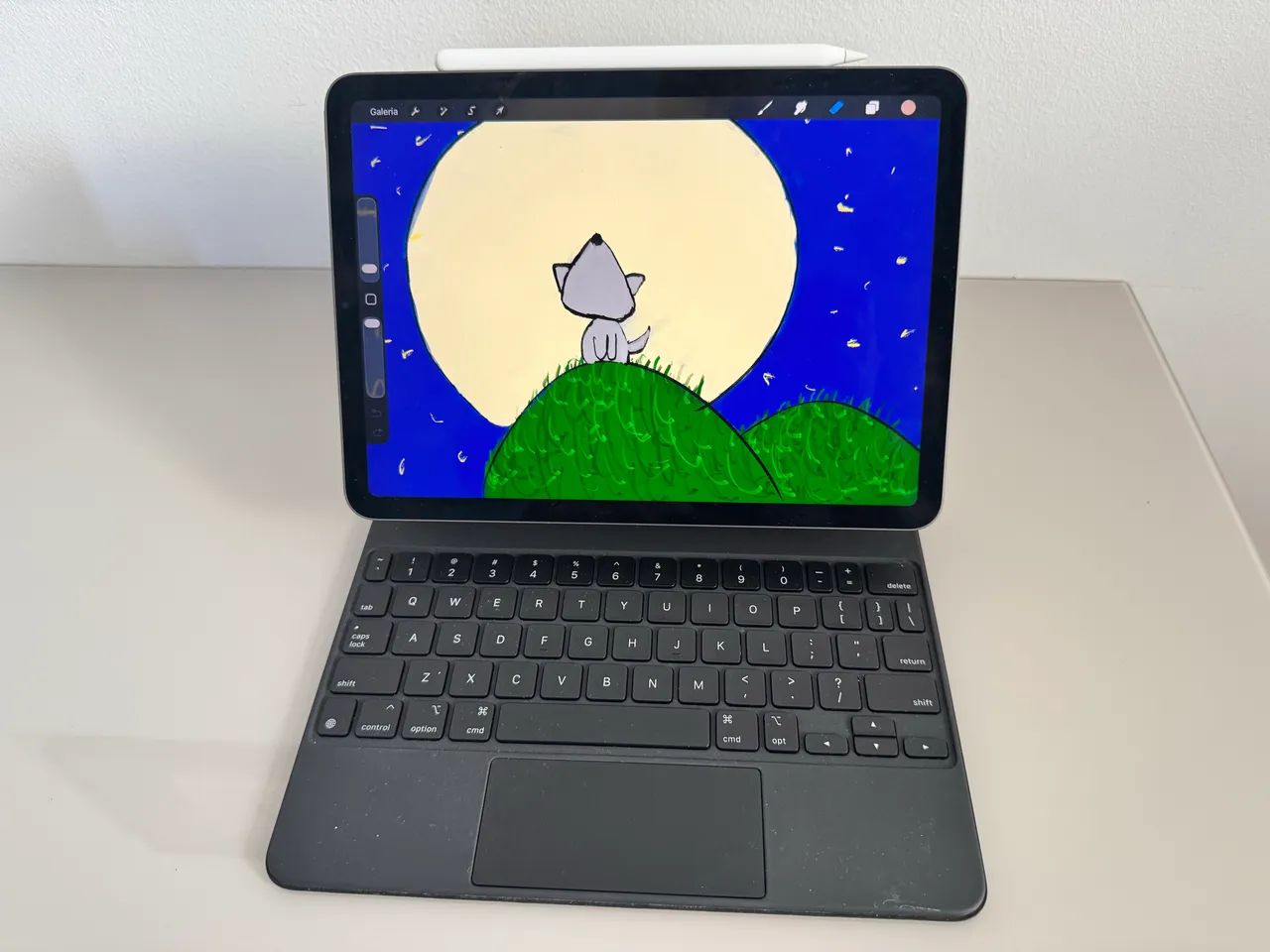 iPad Air 5ª Geração com caneta e teclado originais Apple - Foto 2