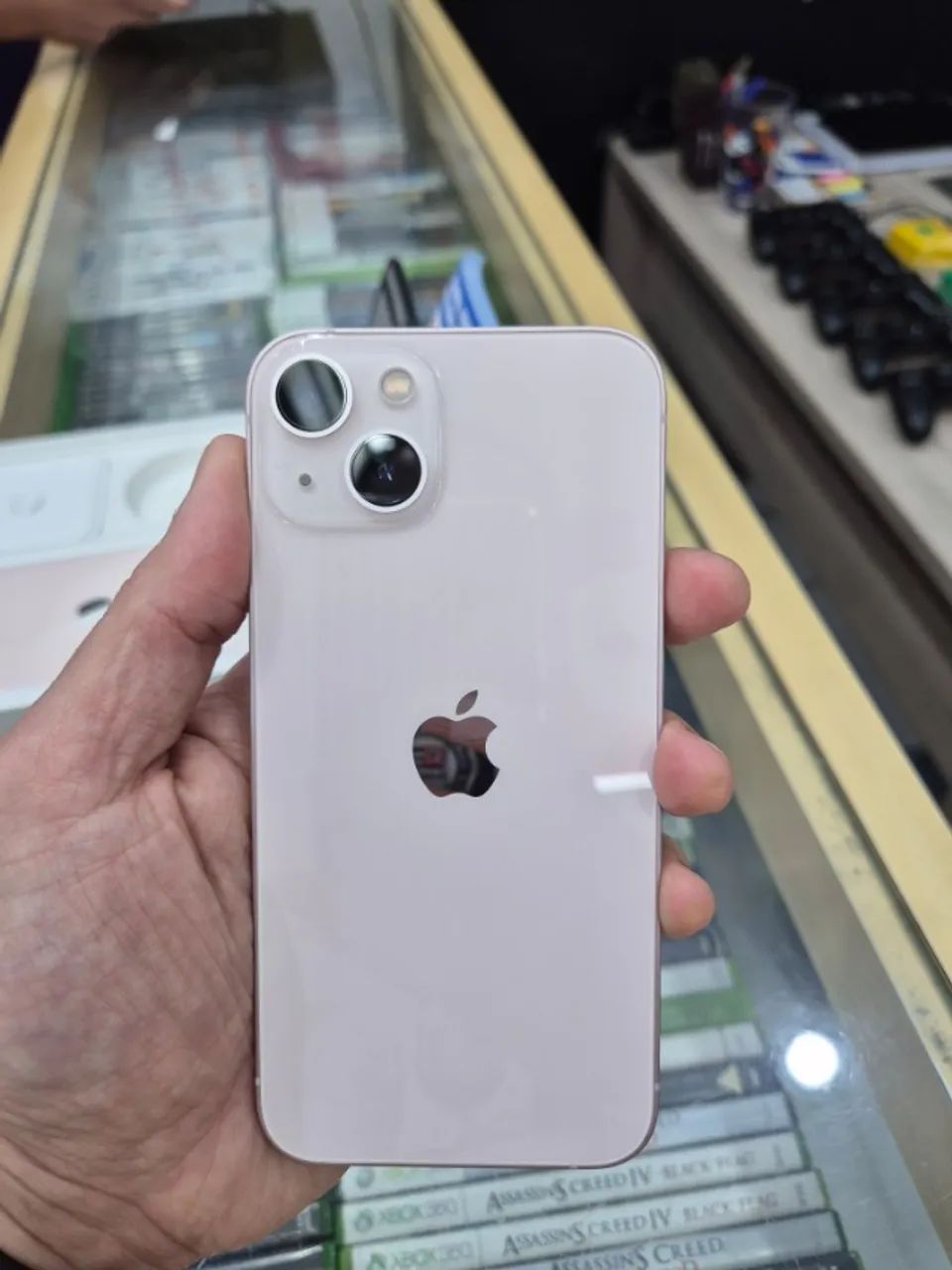 Iphone 13 em excelente estado 256GB - Foto 4