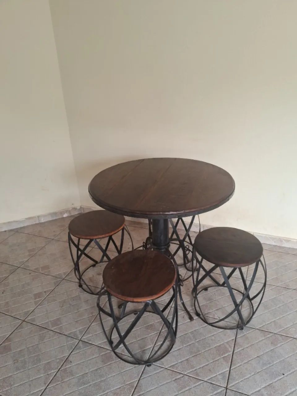 LOTE COMPLETO DE MESAS E BISTRÔS RÚSTICOS PREMIUM - BAR / RESTAURANTE - Foto 2