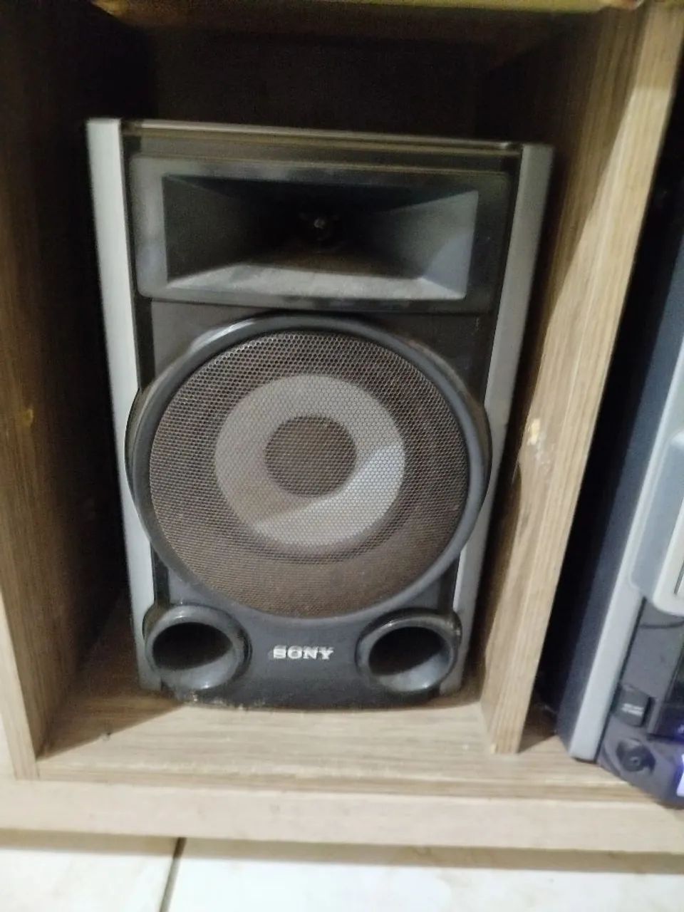 Caixa de som Sony Genezi - Foto 3