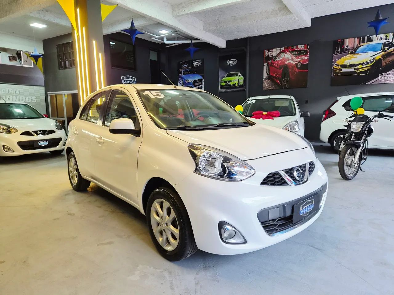 Nissan March 2015
