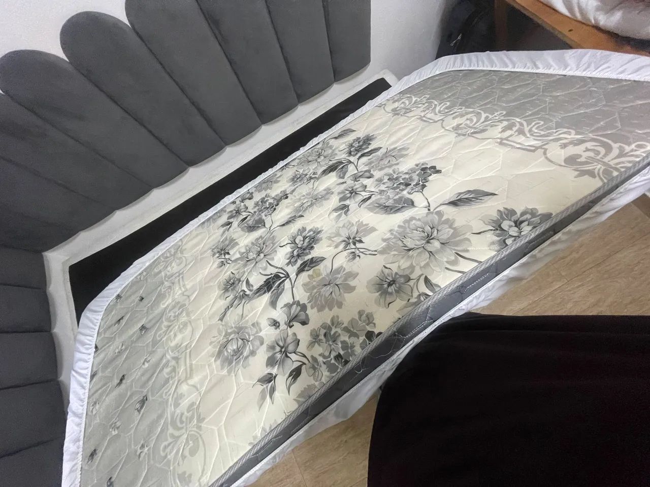 Cama de solteiro e colchão a venda. - Foto 2