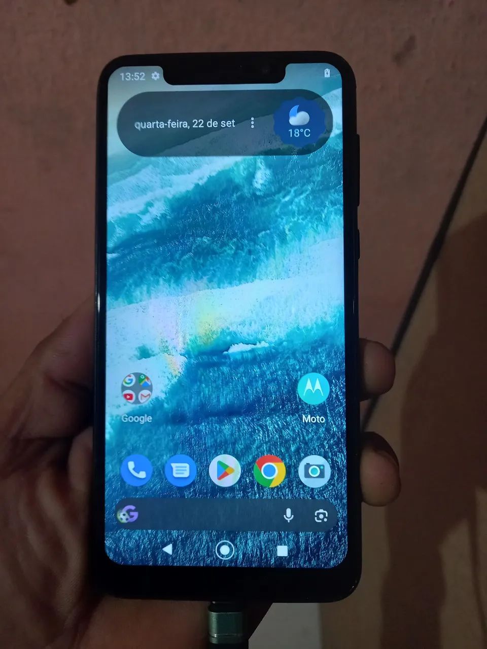 Moto one 64g