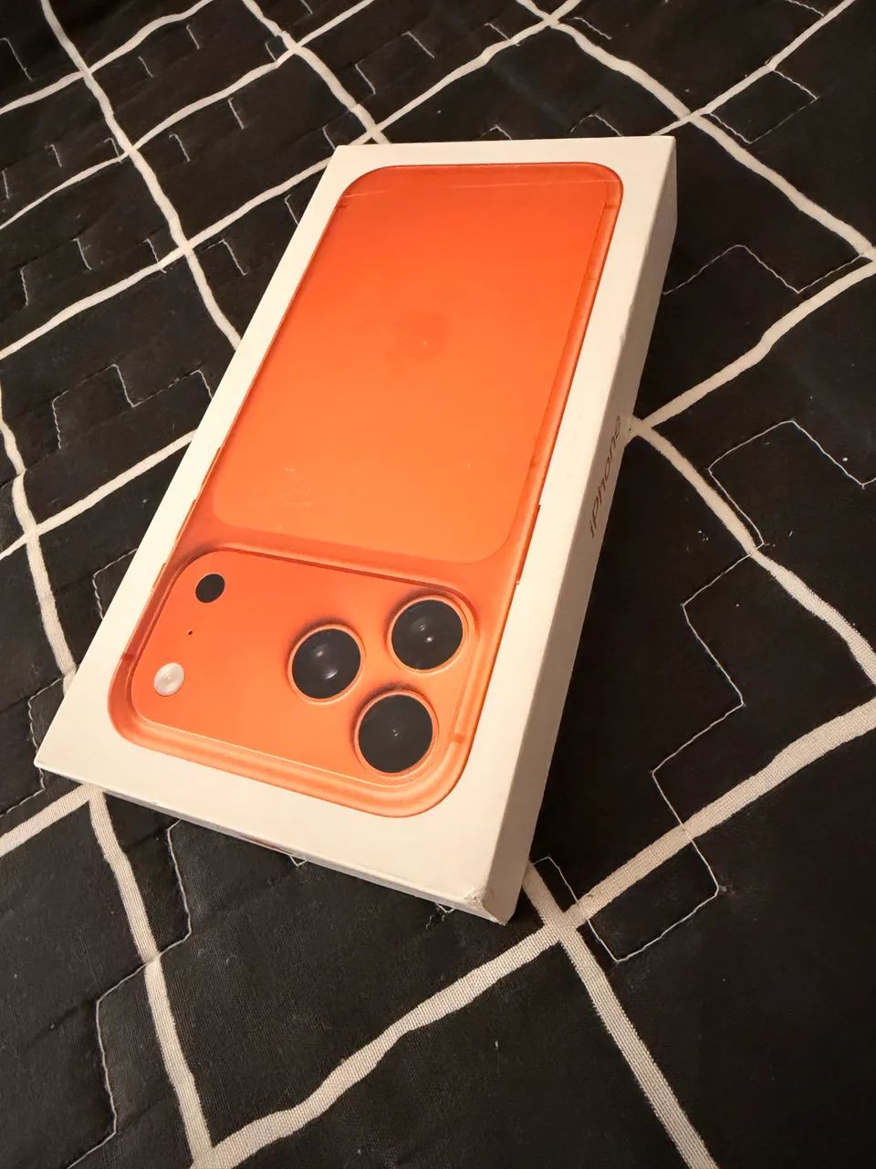 CAIXA Iphone 17 Pro Max Laranja  - Foto 2