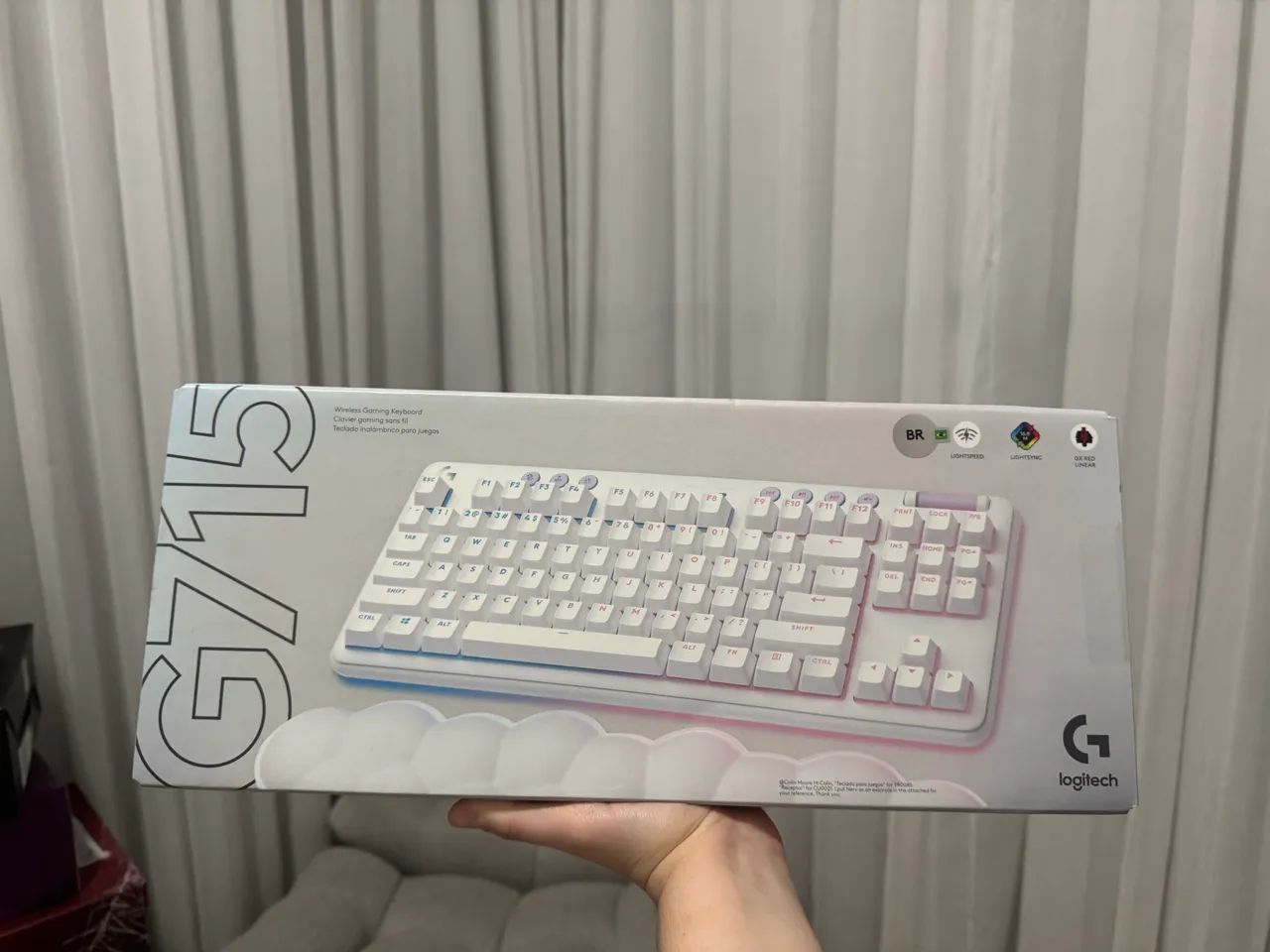 Teclado Logitech G715 
