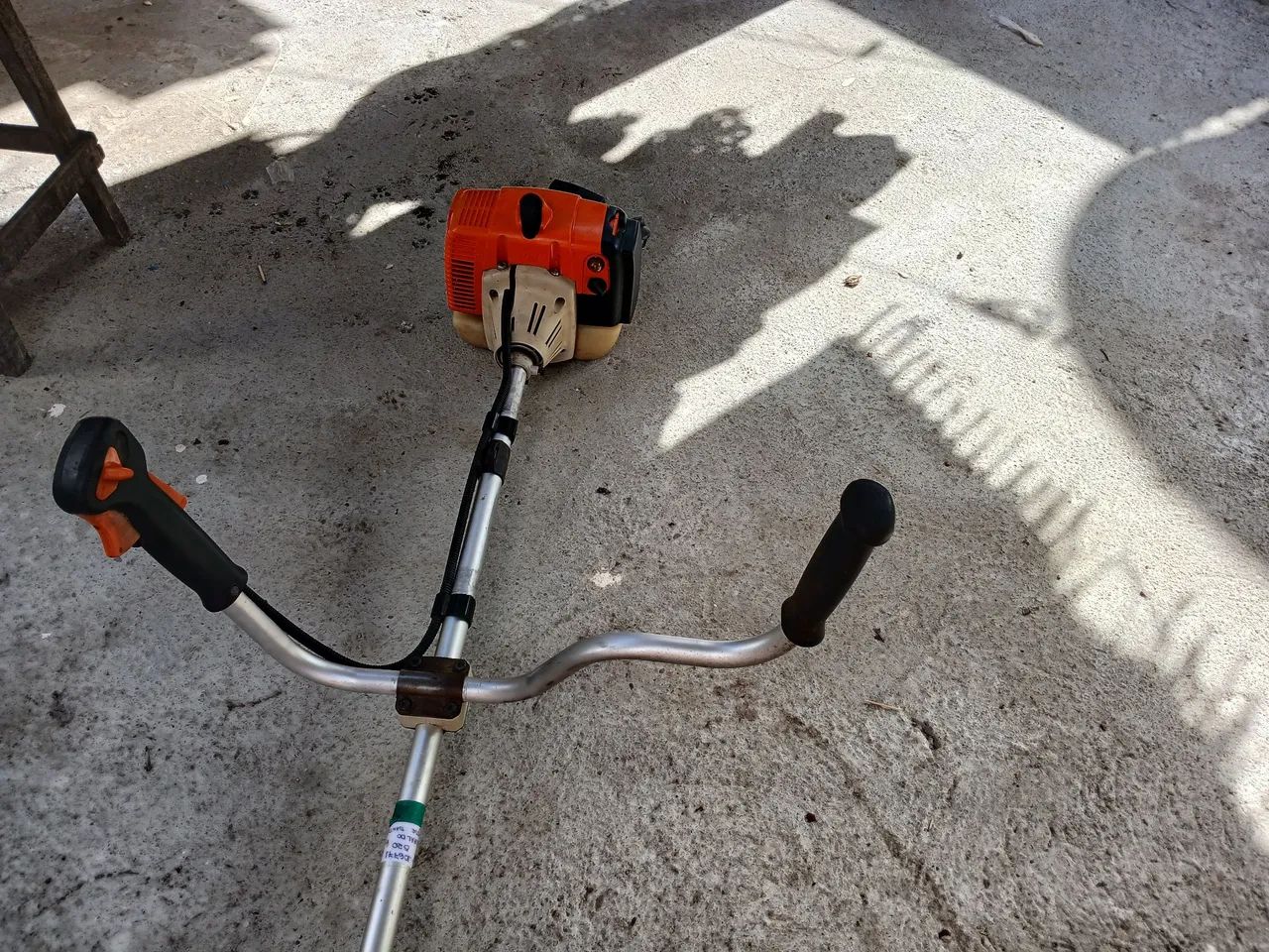 Vendo roçadeira sthil fs120. - Foto 3