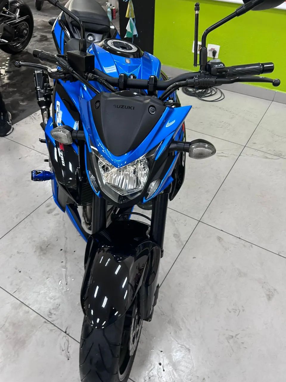 SUZUKI GSX S 750A - Foto 2