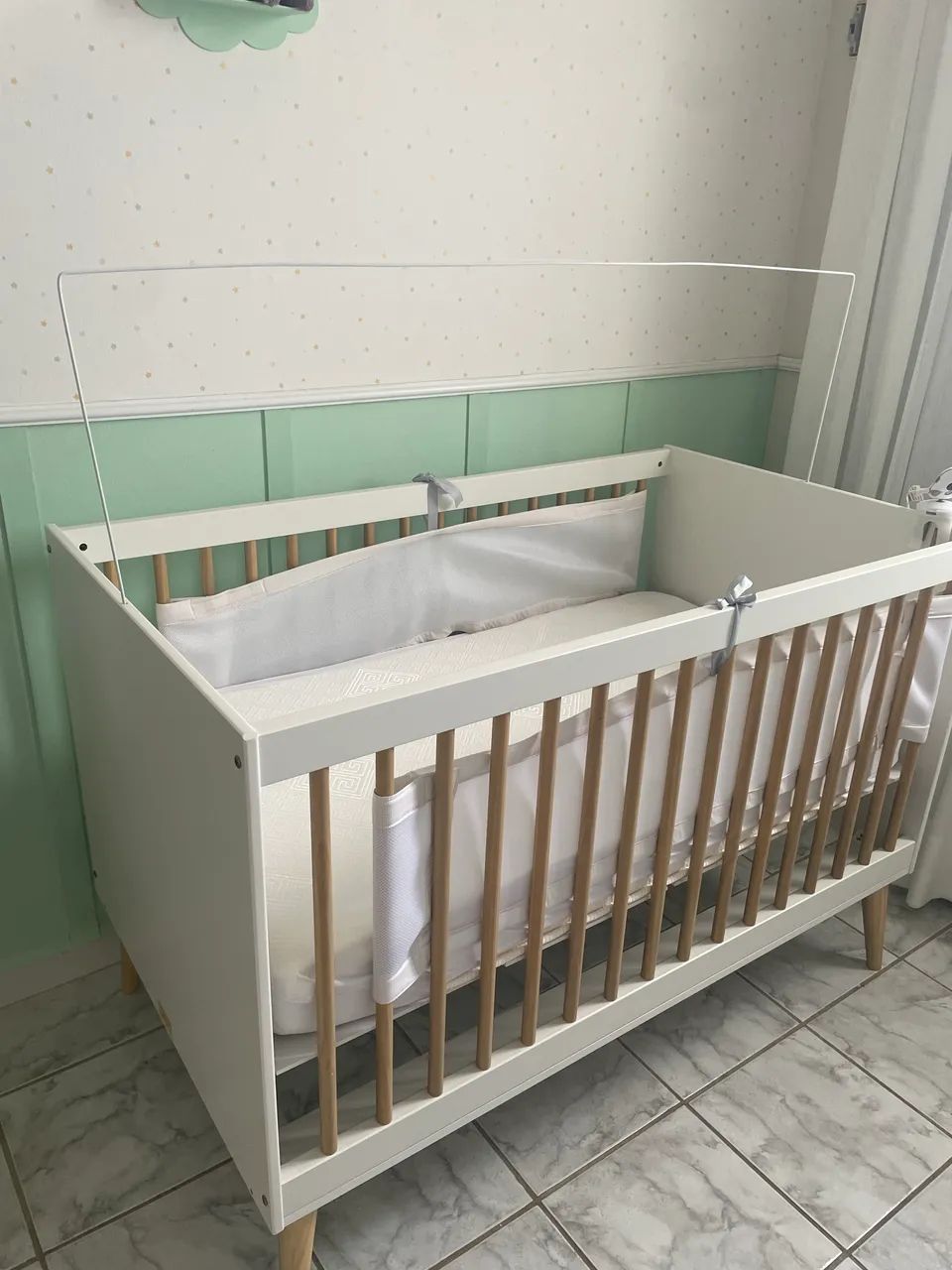 Vendo berço 2x1 marca Quater