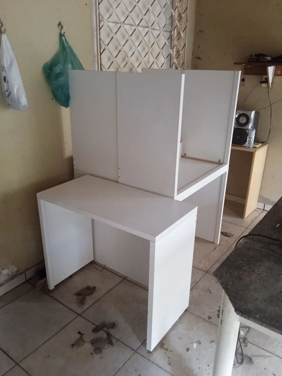 Escrivaninhas /Mesa de estudo /mesa de notebook.  - Foto 4