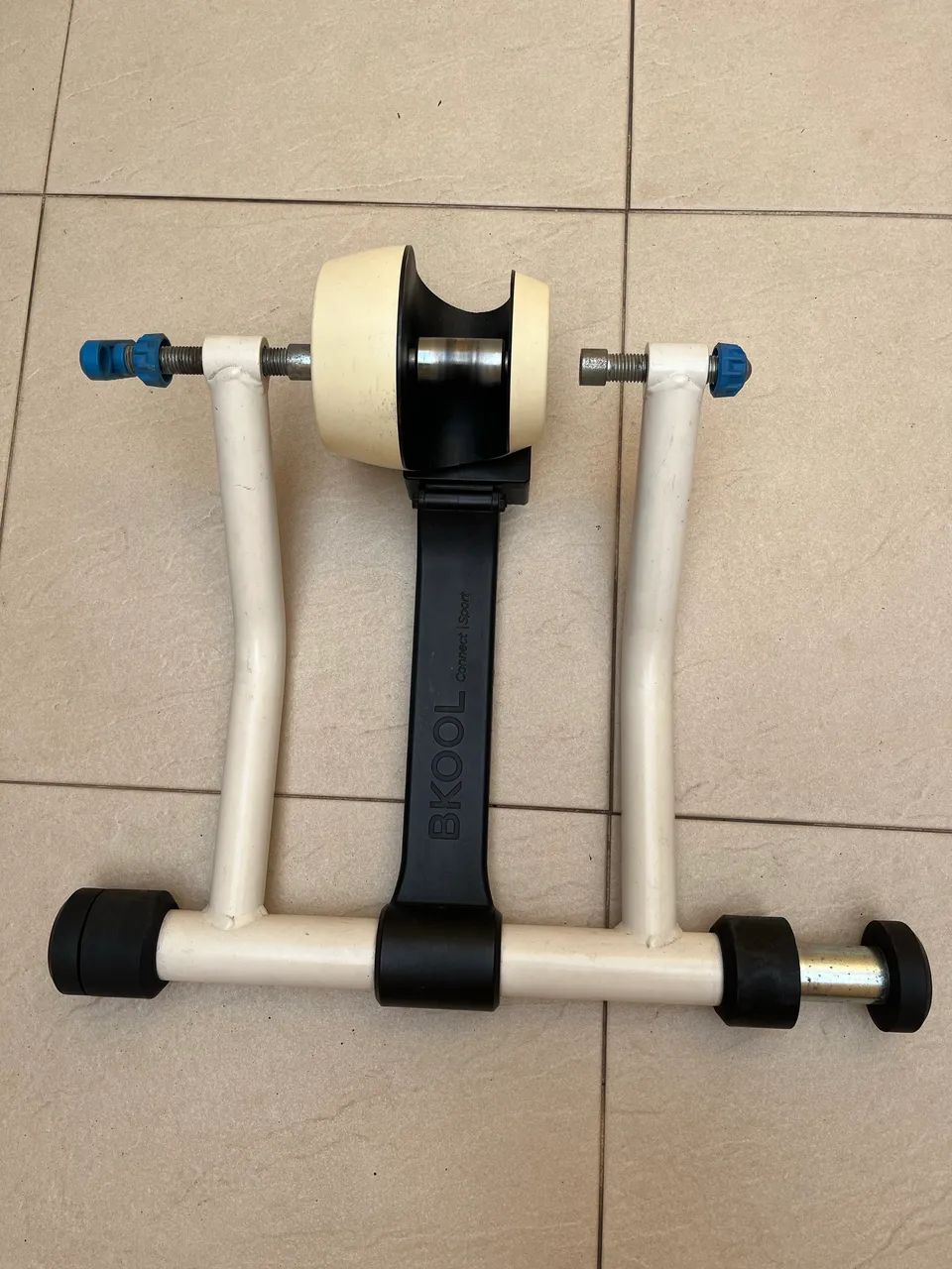 Rolo treino Bkool Go