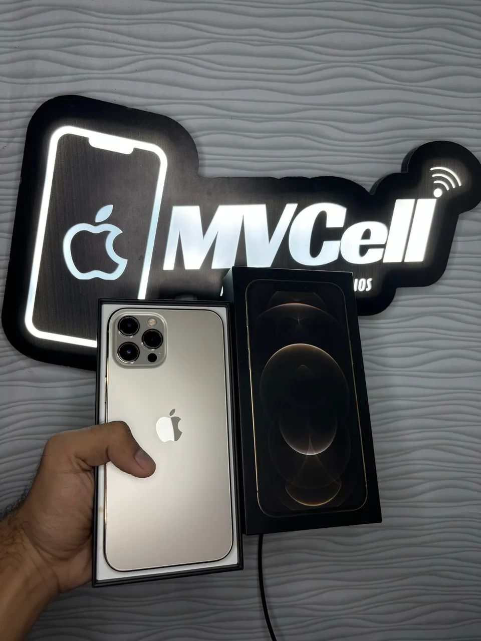 iPhone 12 Pro Max 256gb - Celulares e Smartphones - Noivos