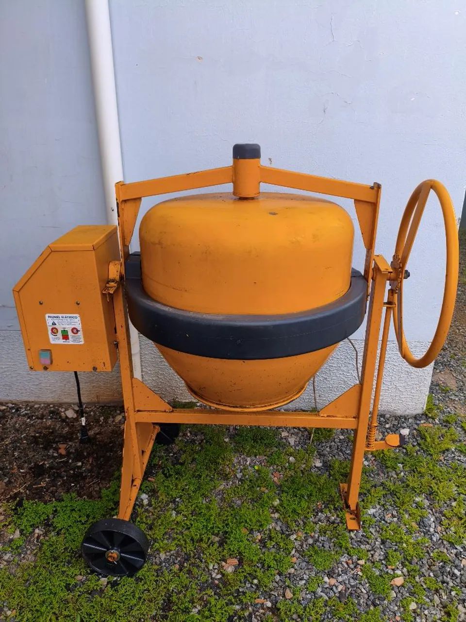 CSM 120-Liter Concrete Mixer, Semi-New