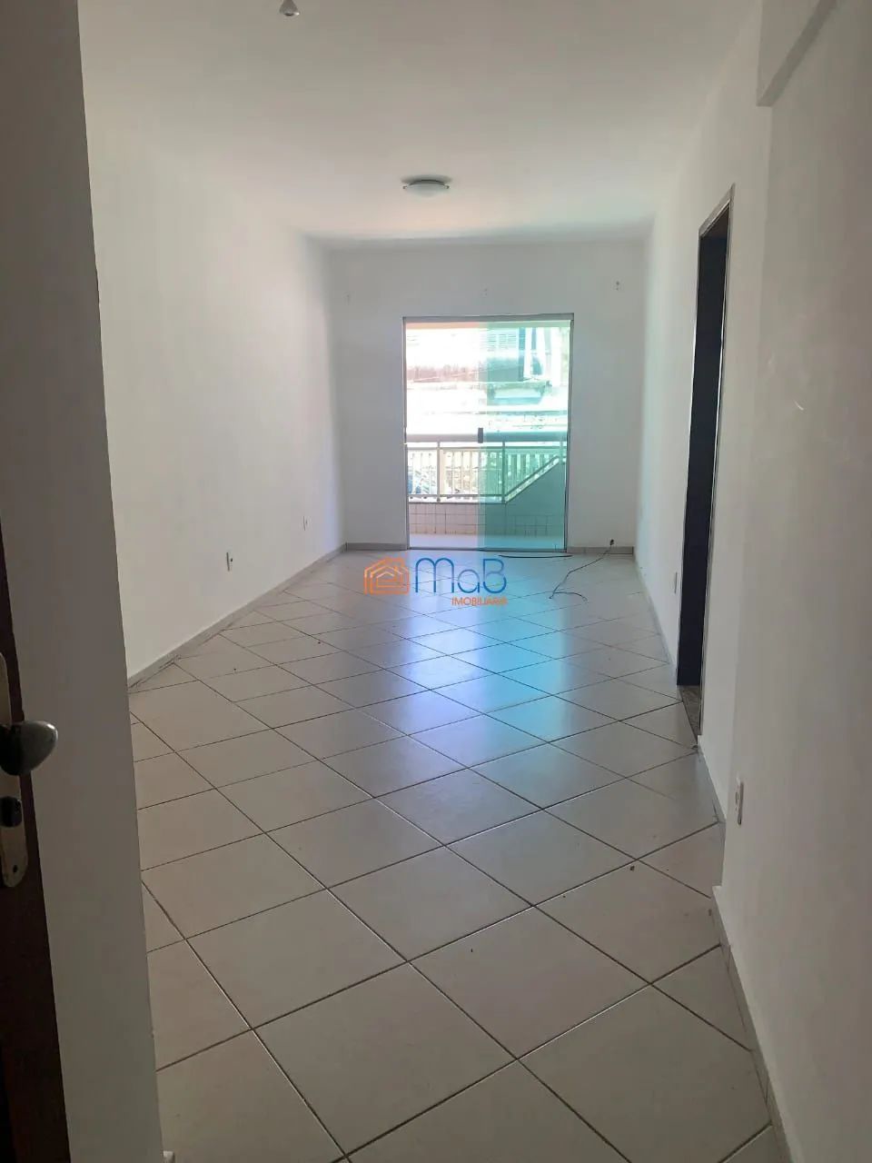 Excelente apartamento com 02 quartos no Cajueiros - Foto 2