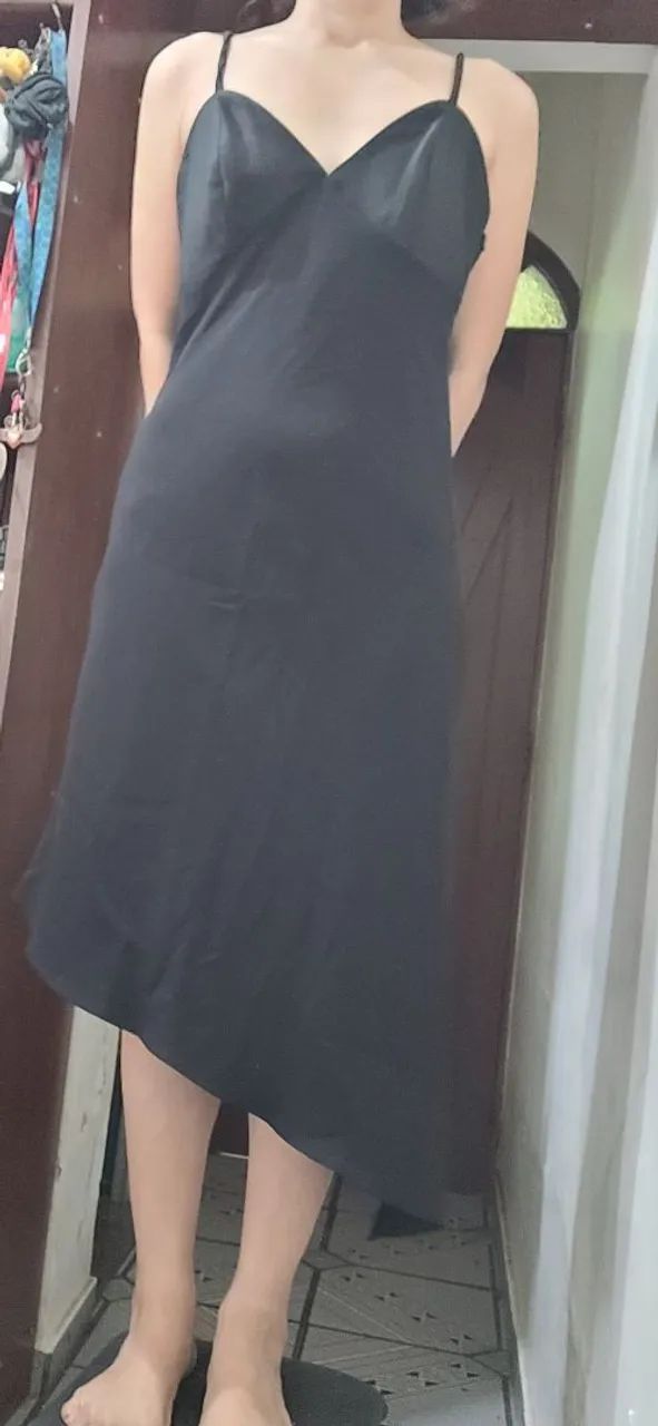 Vestido preto decotado - Foto 5