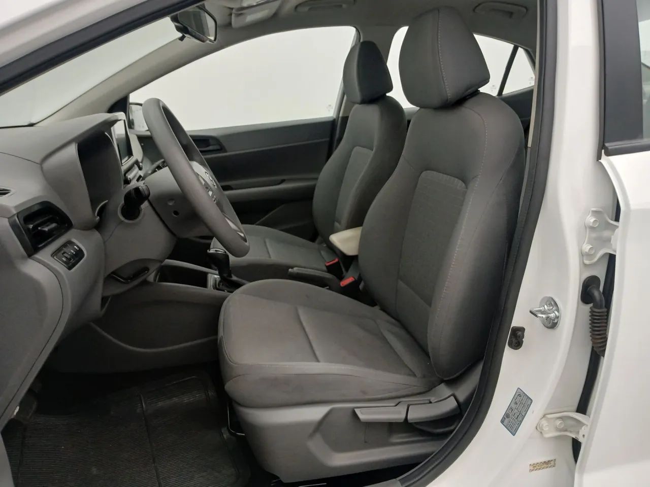 Hyundai HB20S Limited 1.0 TB Flex 12V Aut., foto 16 de 18