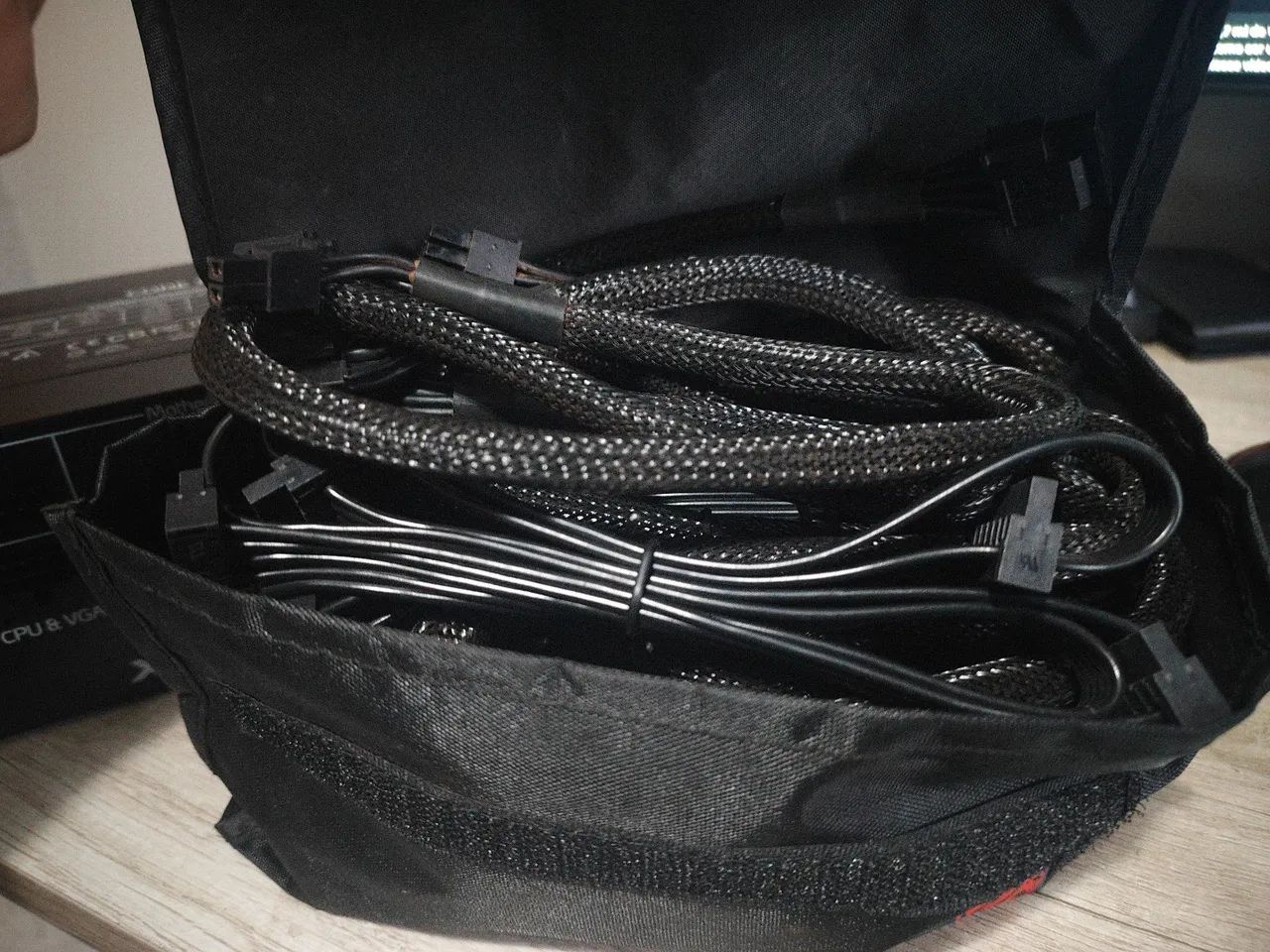 Fonte 850W 80Plus XPG Modular - Foto 5