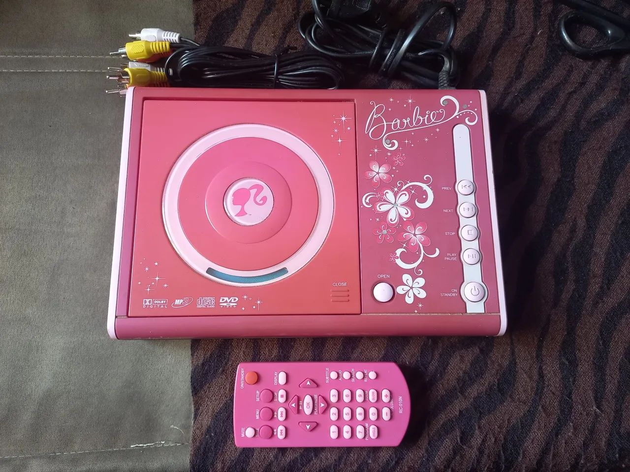Dvd Tectoy tipo  ,Barbie mattel. Completo.