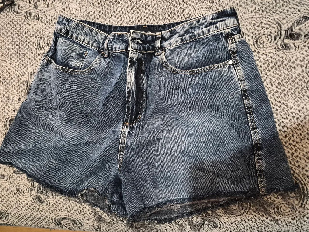 Short e short saia C&A nunca usados - Foto 2
