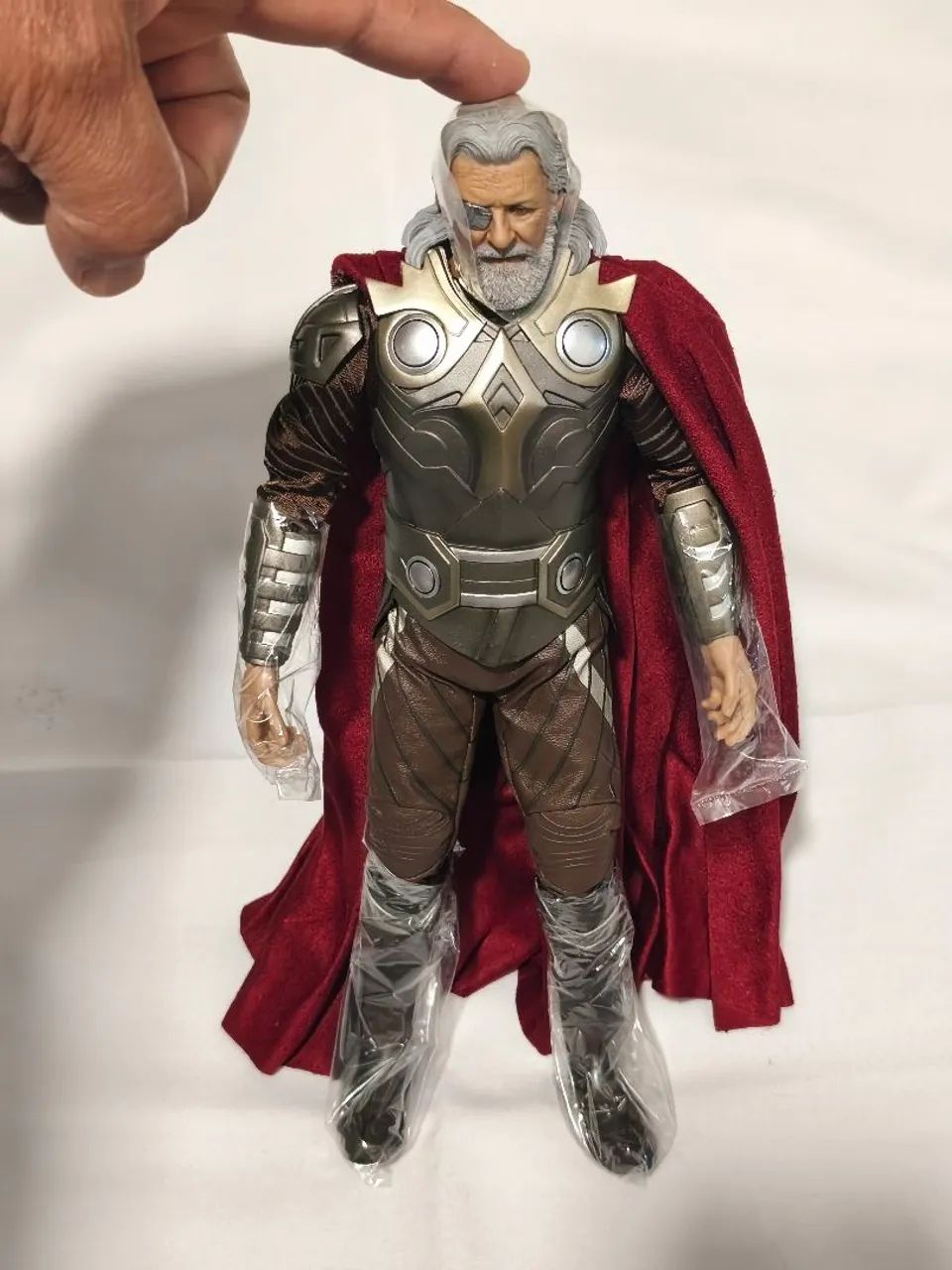 Odin 1/6 Hot Toys  - Foto 5