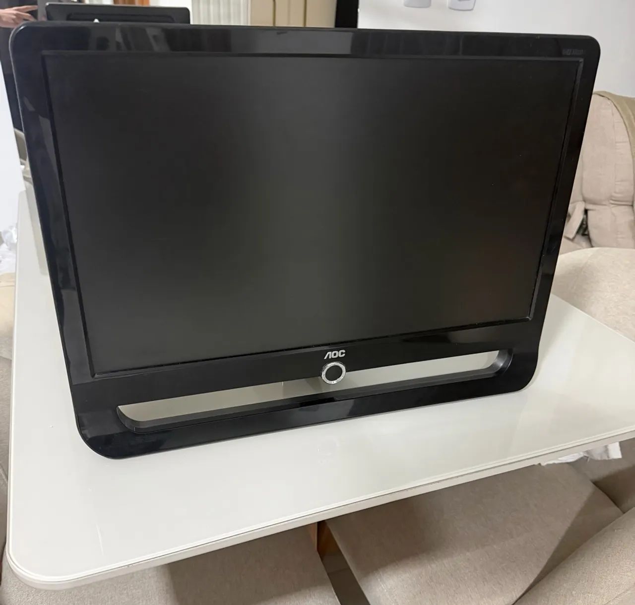 Monitor AOC 22 pol 
