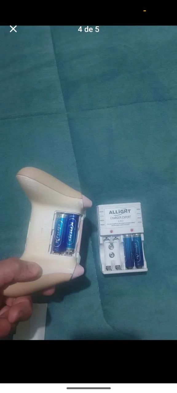 Controle Xbox e carregador de pilhas  - Foto 4