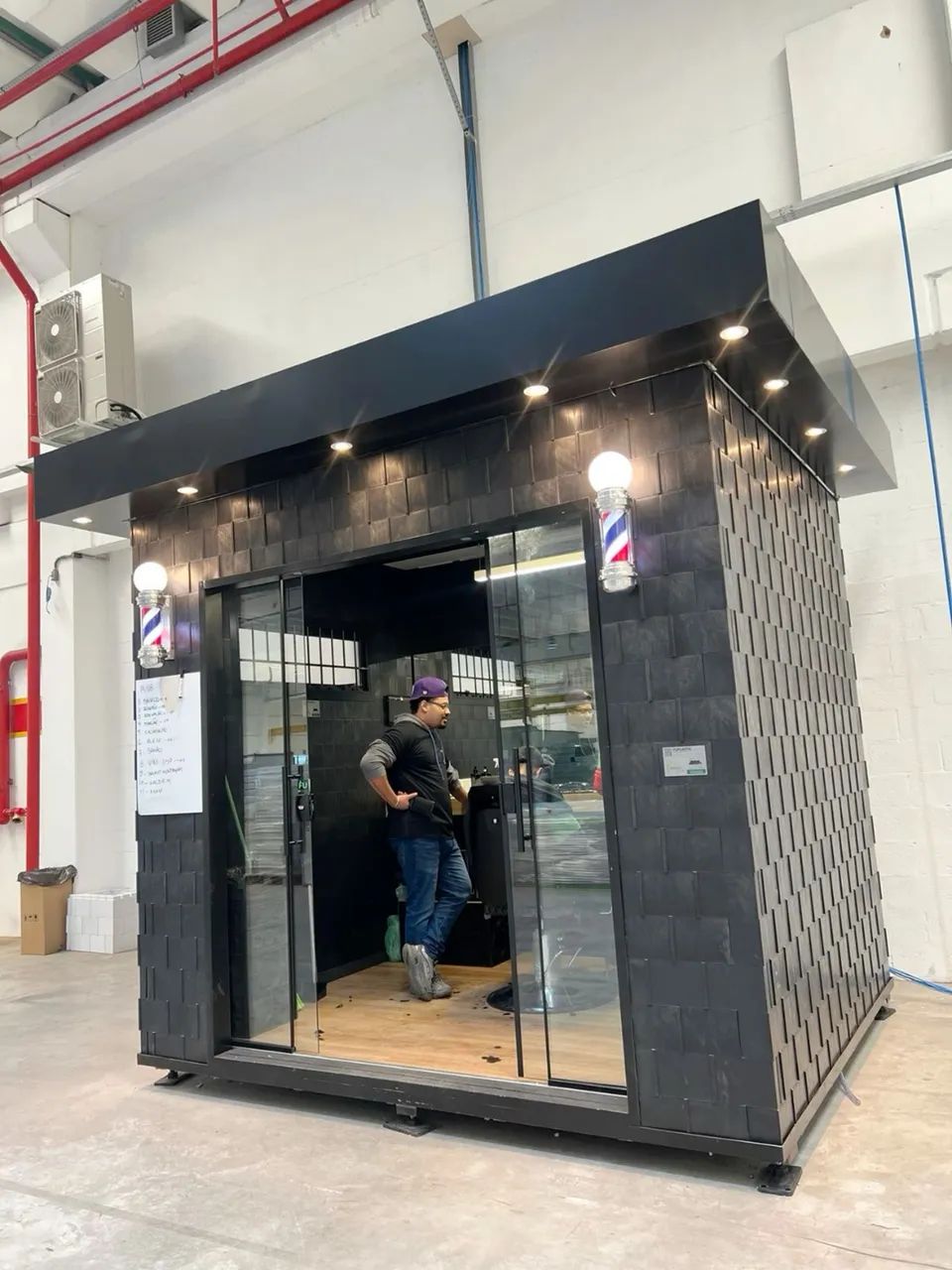 CONTAINER BARB SHOP - SUA BARBEARIA COMEÇA AQUI - Foto 4
