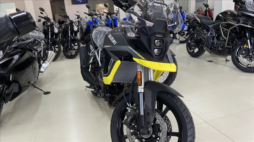 SUZUKI V-STROM 800 - Foto 3