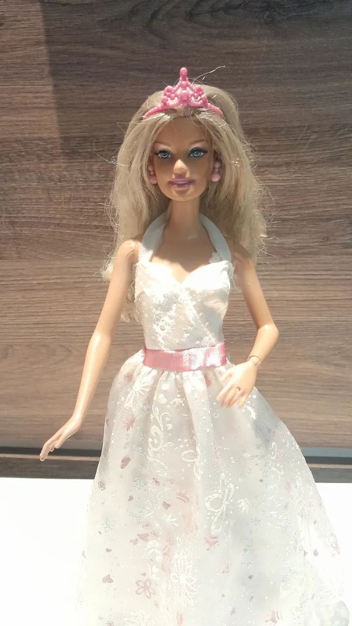 Barbie Noiva Mattel 2012 - Foto 3