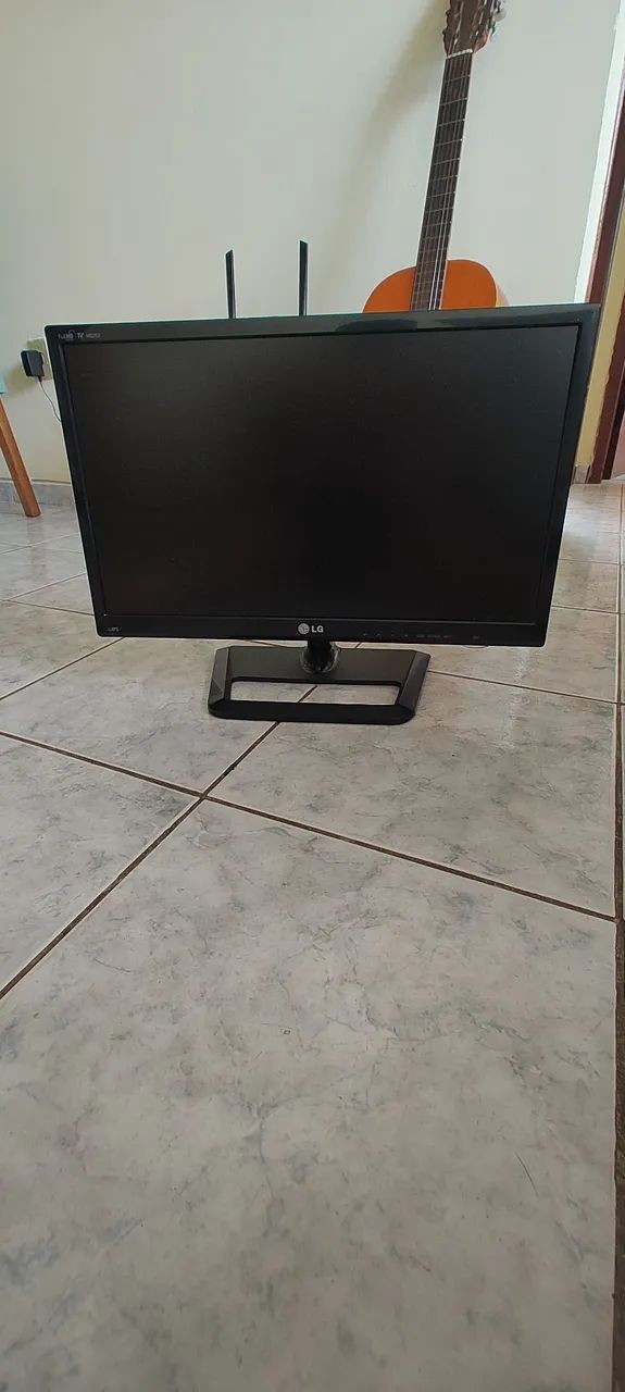 TV LG Full HD M2252
