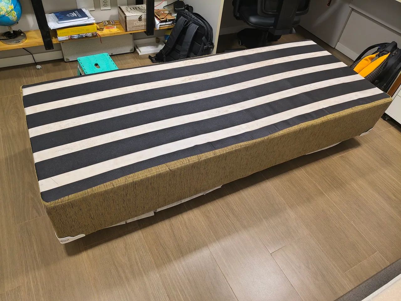 Base de cama box solteiro