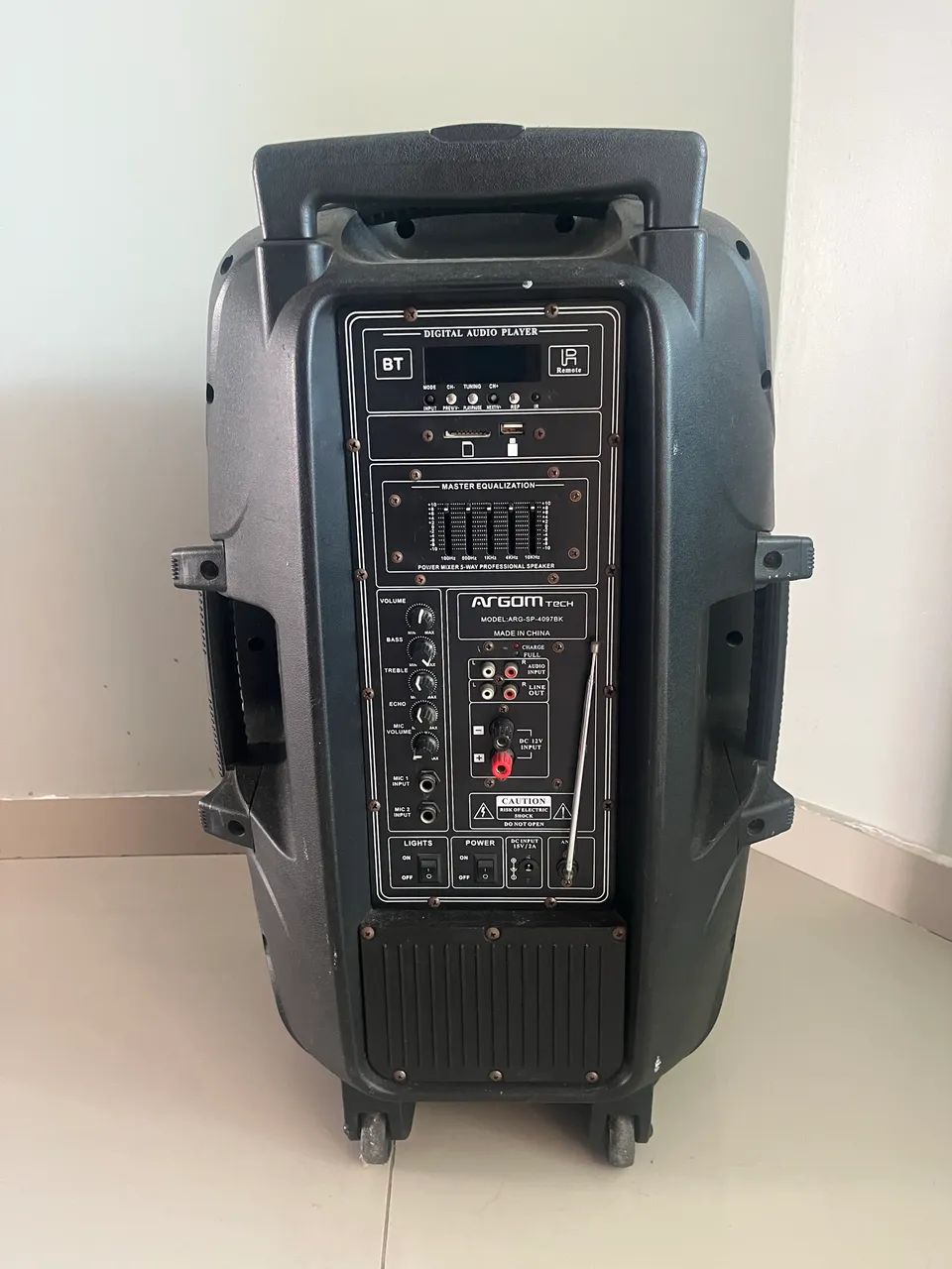 Caixa de som amplificador portátil - marca Argom Tech - Foto 2