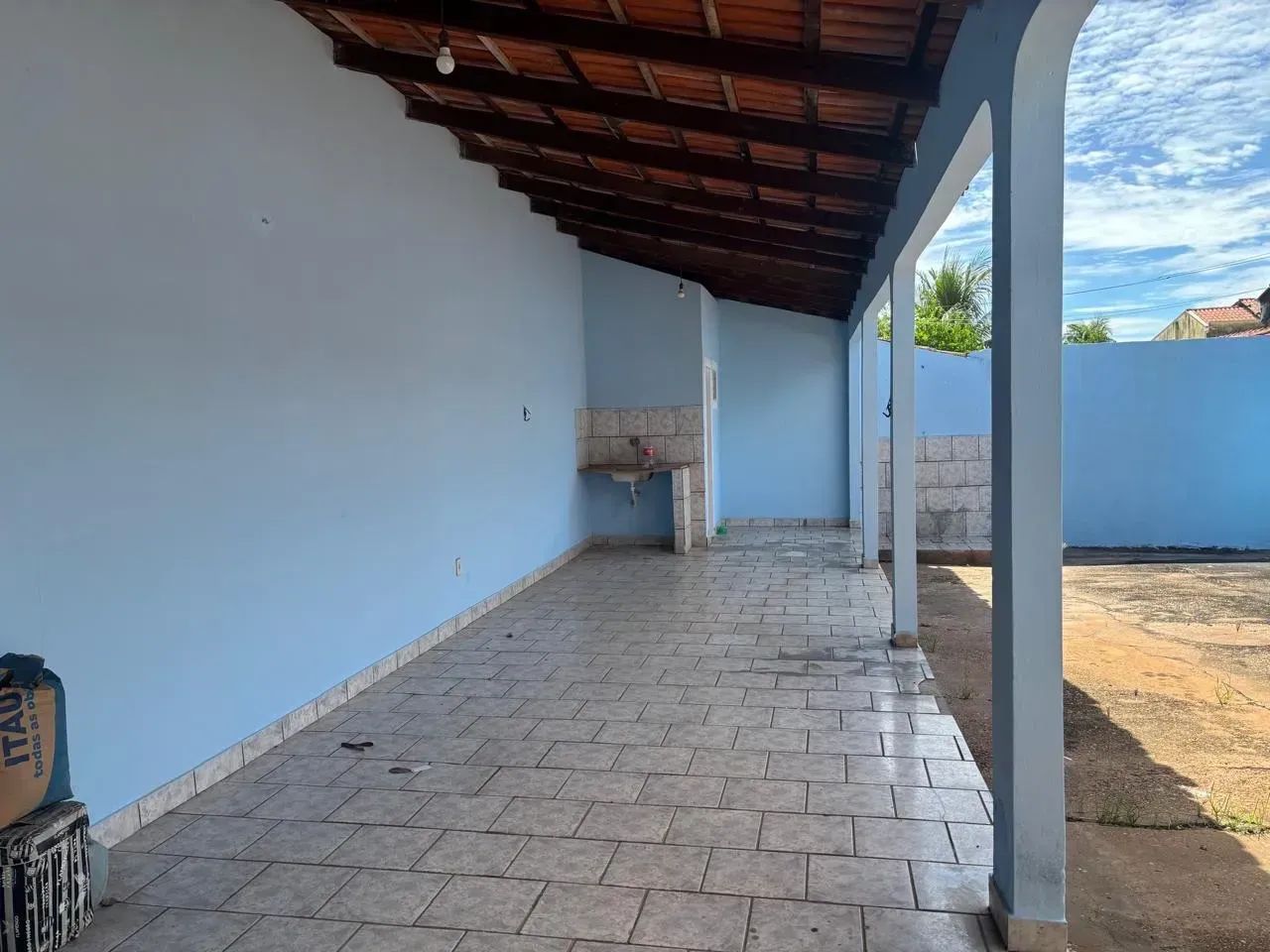 Casa à venda no bairro Morada do Ouro, 5 Quartos - Foto 3