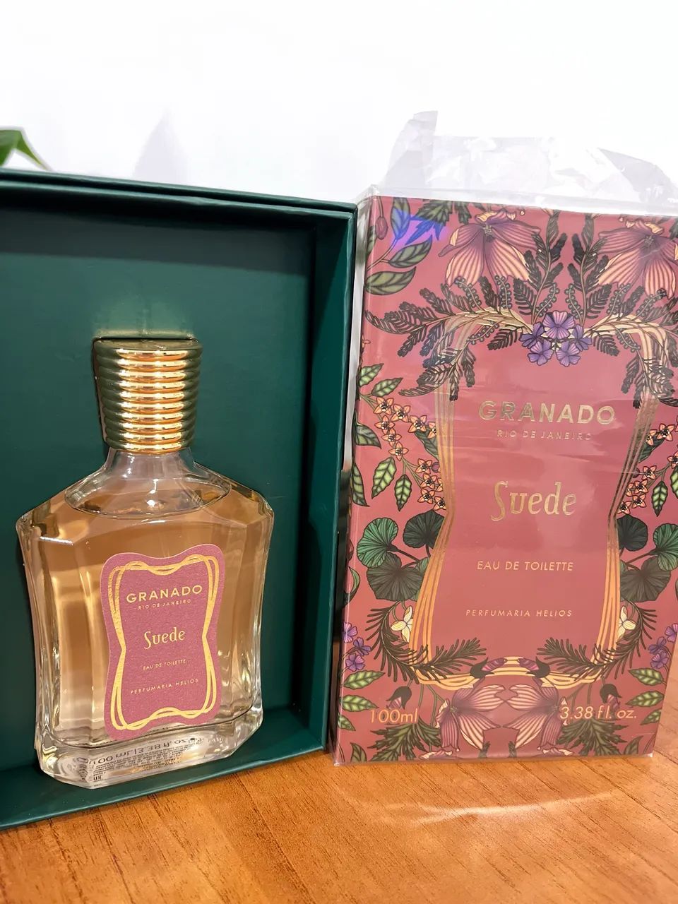 Perfume Granado Suede