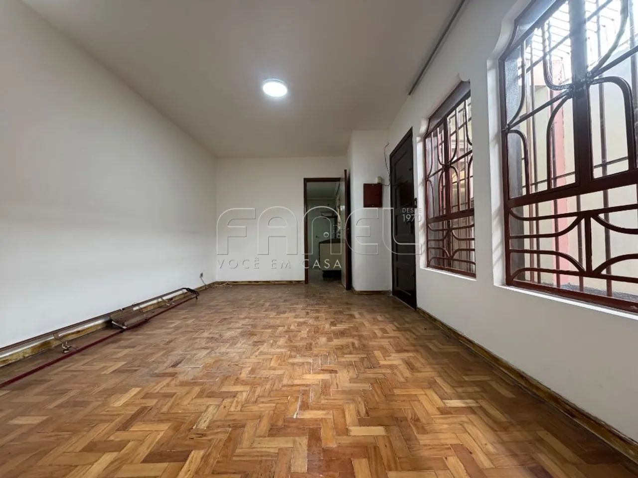 Casa térrea com 3 quartos e 2 vagas | Jd. Colombo. - Foto 2