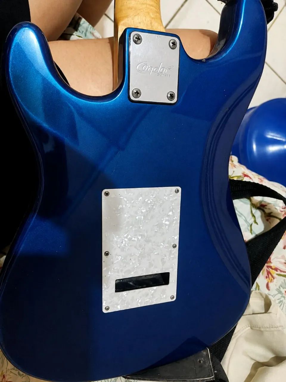 Guitarra Stratocaster  - Foto 4